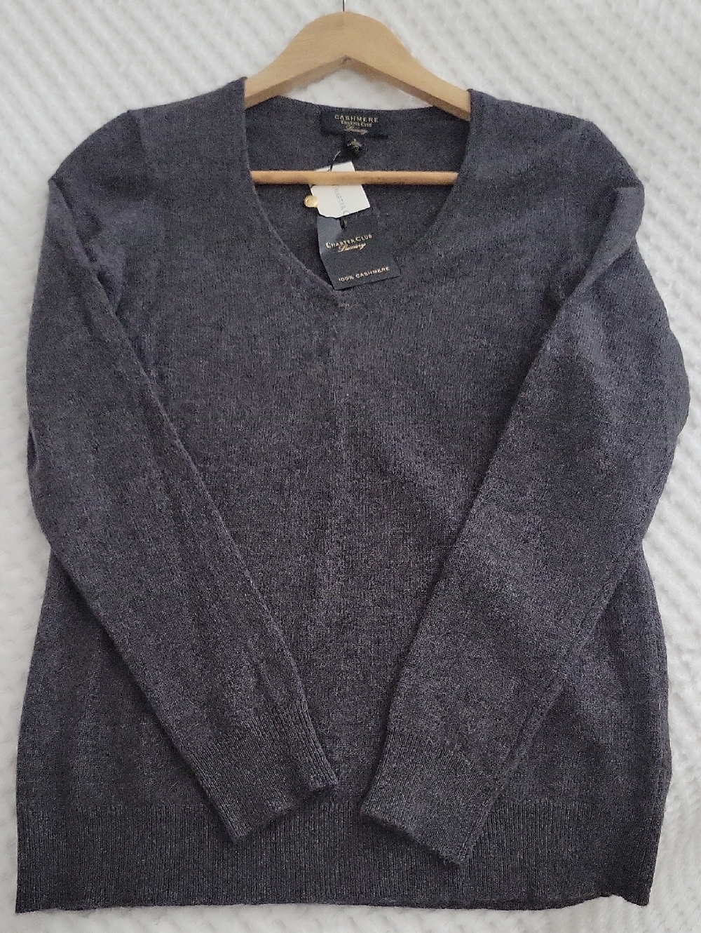 ***NEW w/tags***Charter Club Women's Dark Gray V-Neck Cashmere Sweater - Small